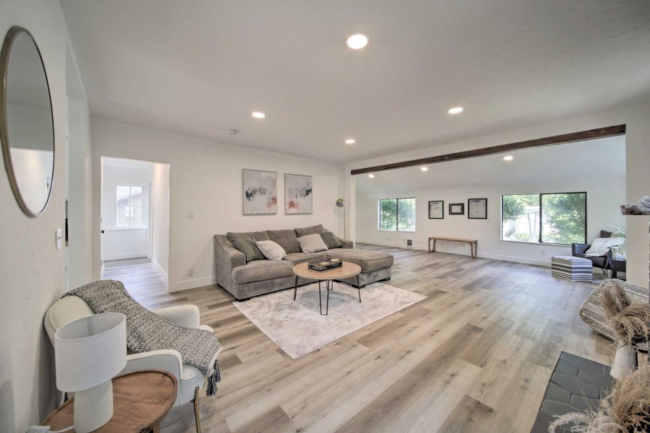 Bright And Airy Liberty Lake Abode With Backyard! Dış mekan fotoğraf