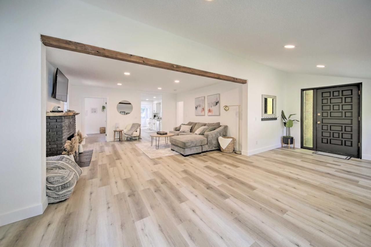 Bright And Airy Liberty Lake Abode With Backyard! Dış mekan fotoğraf