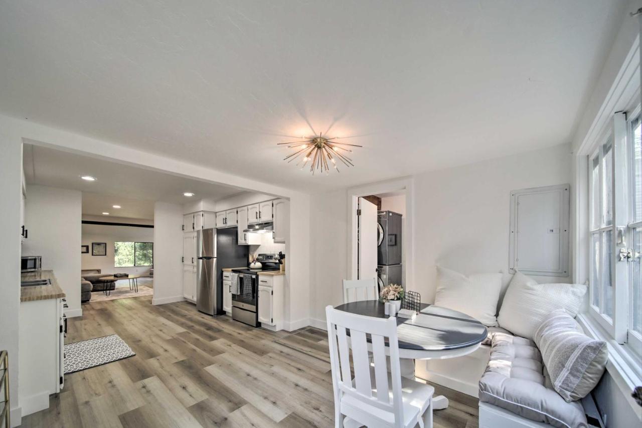 Bright And Airy Liberty Lake Abode With Backyard! Dış mekan fotoğraf